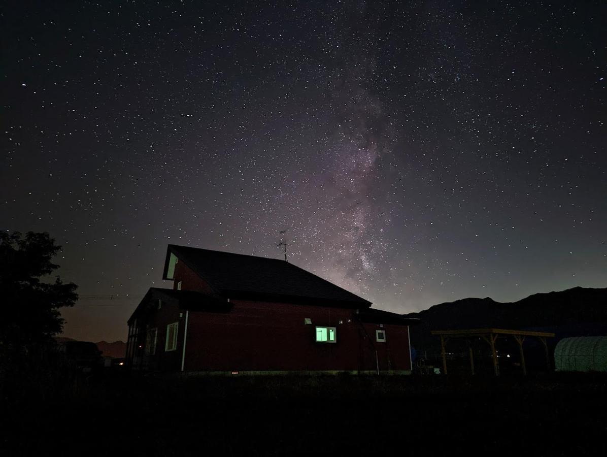 House Of Joy Furano 15 Mins To Ski Resort Exterior photo